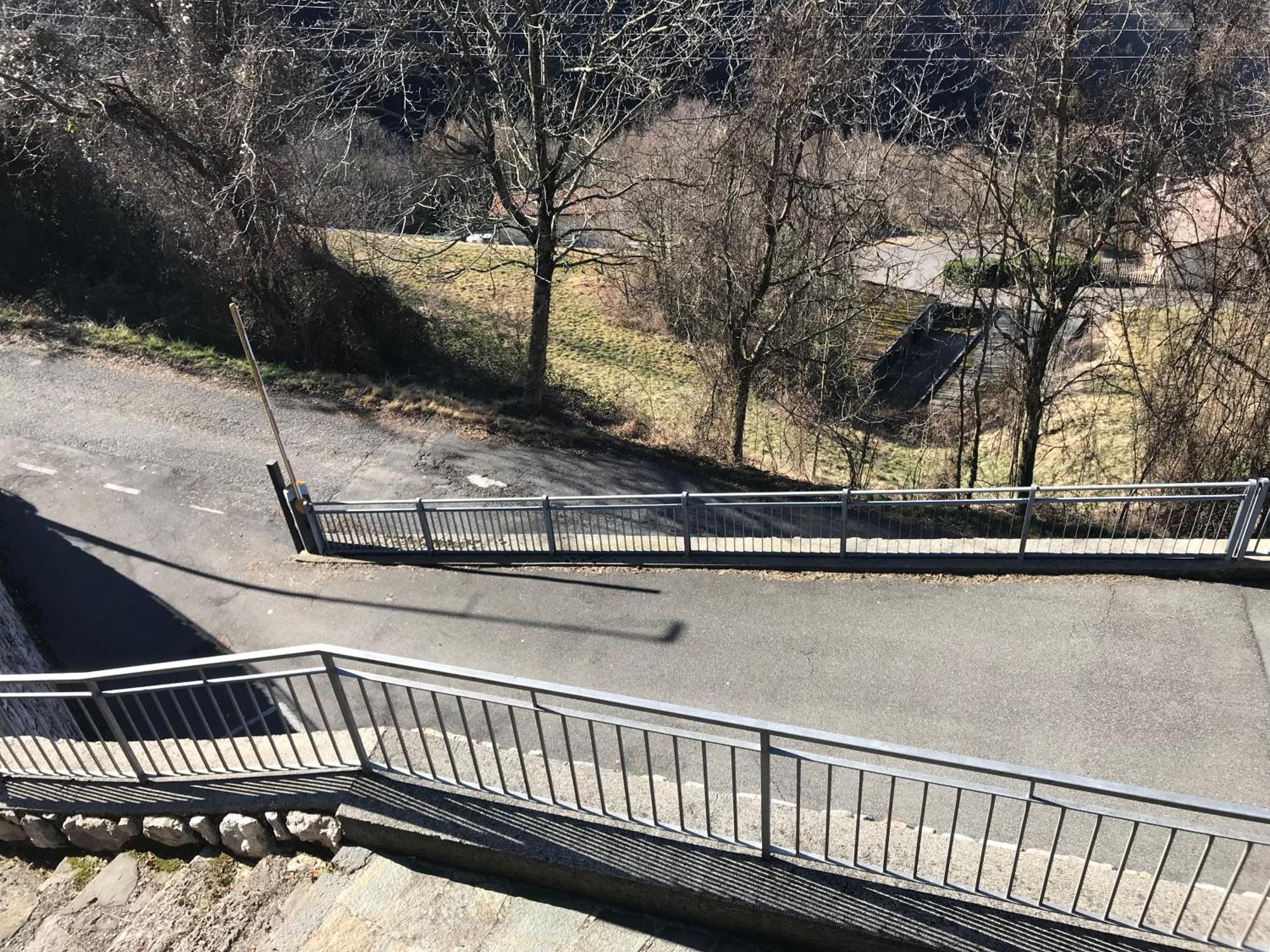 Appartamento Mangia, Leggi, Dormi Costa di Serina Esterno foto
