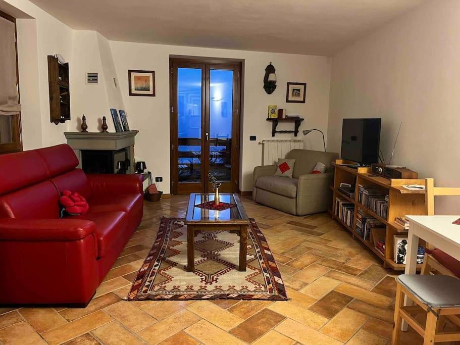 Appartamento Mangia, Leggi, Dormi Costa di Serina Esterno foto